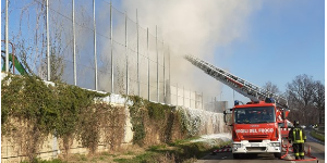 Incendio a Baggiovara (MO), gli esiti dei monitoraggi di Arpae